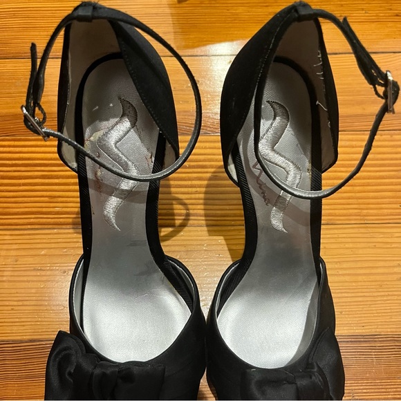 Nina Heels Black Open-Toed Peep Toe Satin Bow Heels Sz 8.5 EUC w/ Ankle Strap - Picture 3 of 9